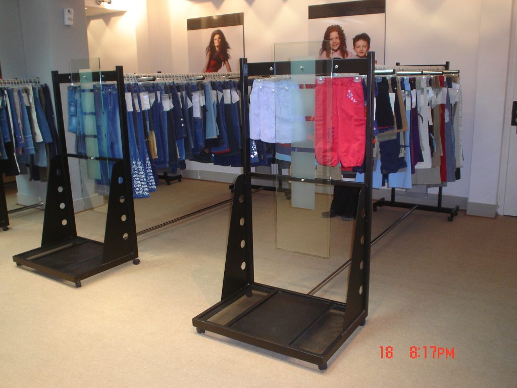 Shameem Engineering - Showroom Hanger